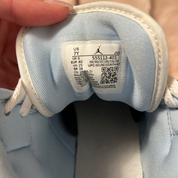 Jordan 1 Mid Ice Blue (2022) (GS) - Picture 5 of 12